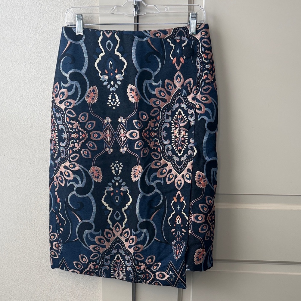 Halogen Navy and Pink Patterned Pencil Skirt